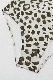 Maillot de bain une pièce doublé à découpes et imprimé léopard