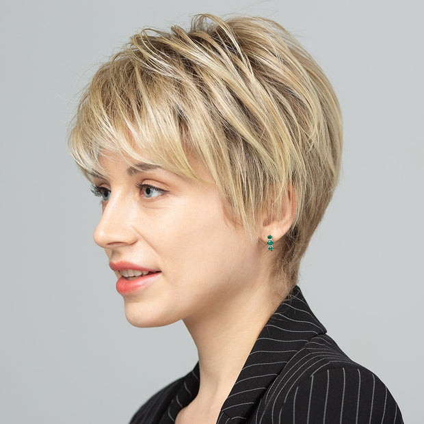 EASIHAIR Blonde Ombre Short Wigs Synthetic Hair Wigs for Women Natural Futura Hair With Bangs Daily Wigs Heat Resistant